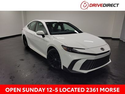 Used 2025 Toyota Camry SE w/ Convenience Package