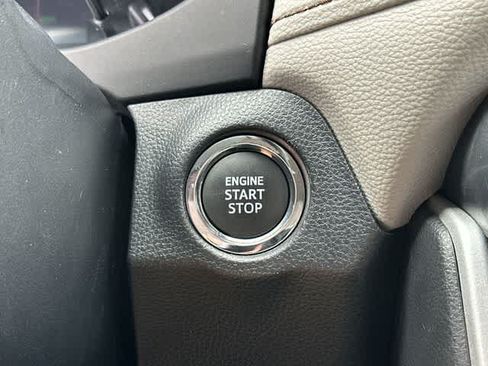 Used 2024 Toyota RAV4 XLE AWD/4WD image 10