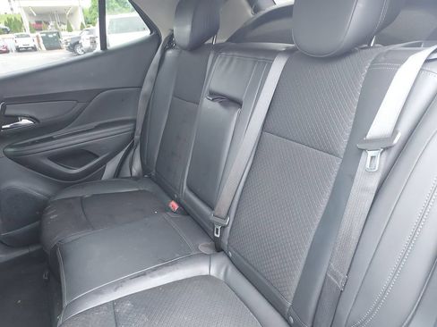 Used 2022 Buick Encore Preferred w/ Safety Package FWD image 29