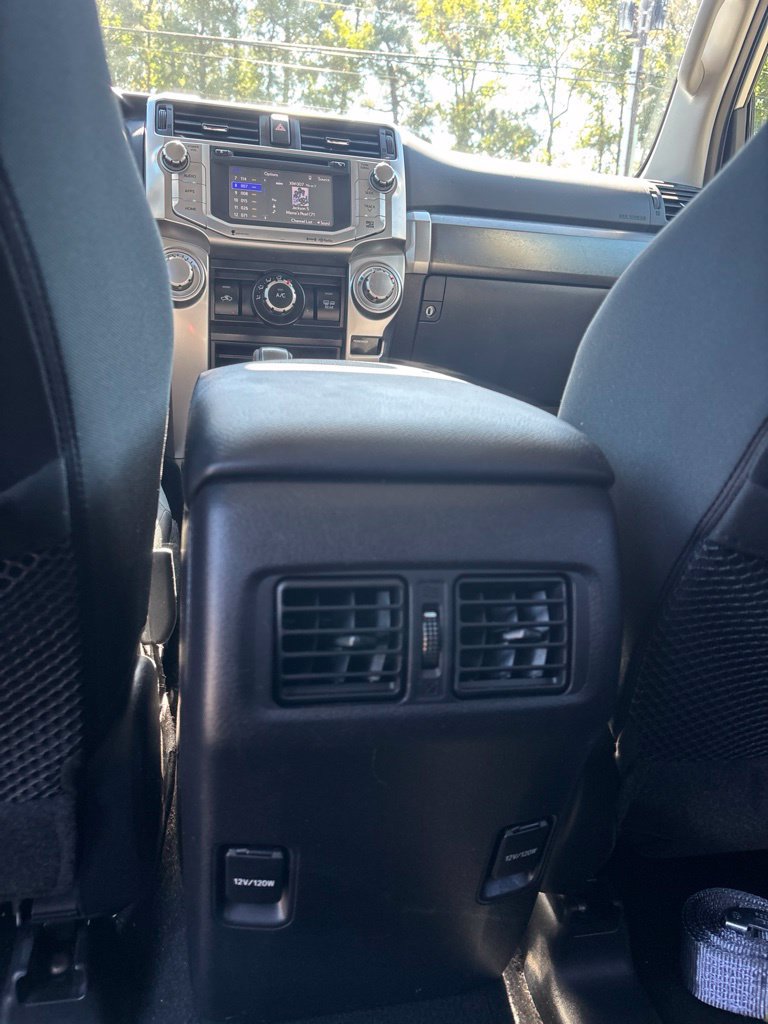 Used 2016 Toyota 4Runner SR5 AWD/4WD image 20