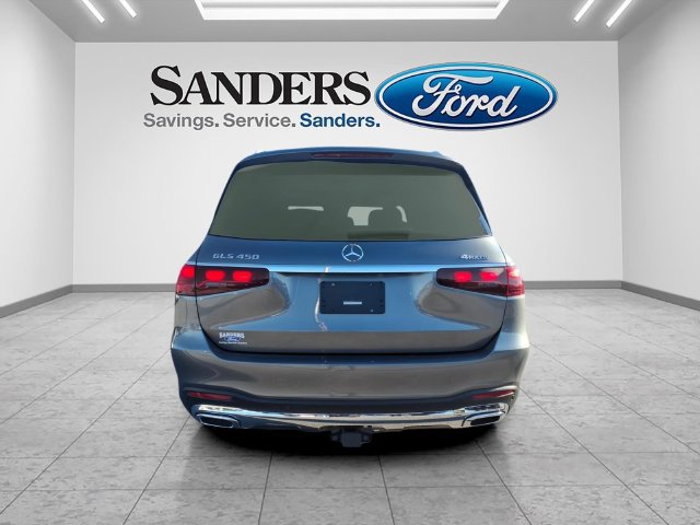 Used 2025 Mercedes-Benz GLS 450 4MATIC image 3