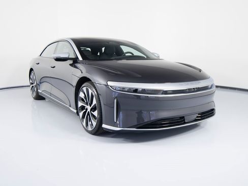 Used 2022 Lucid Air Grand Touring image 3