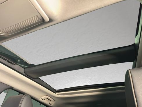 Used 2024 MAZDA CX-90 3.3 Turbo w/ Premium Package image 17