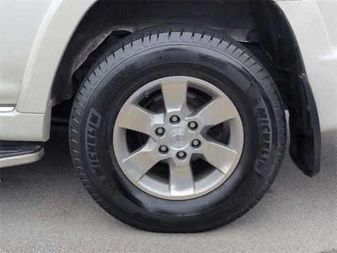 Used 2010 Toyota 4Runner SR5 image 14