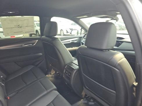 New 2025 Cadillac XT5 Luxury w/ LPO, Floor Liner Package image 17