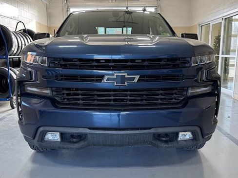 Used 2019 Chevrolet Silverado 1500 RST image 3