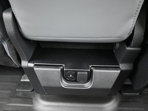 New 2025 Ford F150 XL image 12