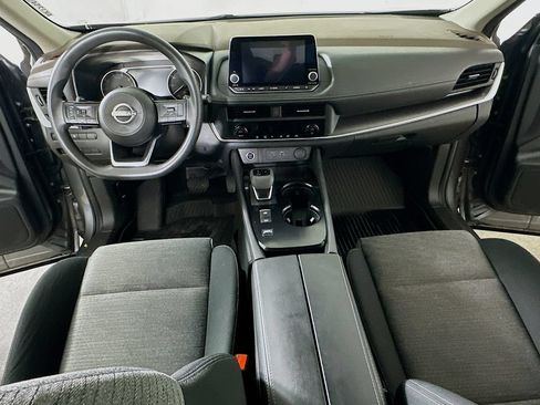 Used 2023 Nissan Rogue SV FWD image 16