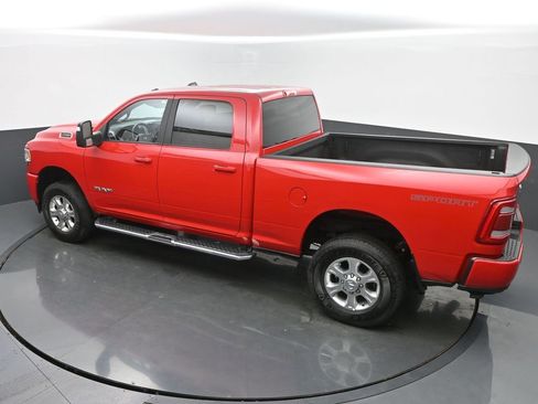 Used 2024 RAM 2500 Big Horn w/ Safety Group image 40