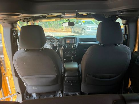 Used 2013 Jeep Wrangler Unlimited Sport AWD/4WD image 18