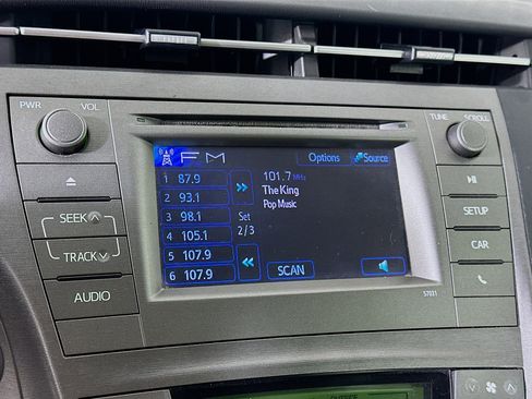 Used 2014 Toyota Prius Two image 21