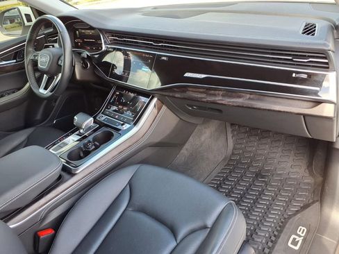 Used 2023 Audi Q8 Premium Plus w/ Premium Plus Package AWD/4WD image 11