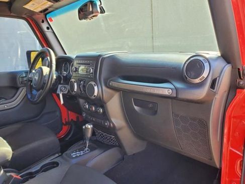 Used 2016 Jeep Wrangler Unlimited Sport w/ Quick Order Package 24S image 12