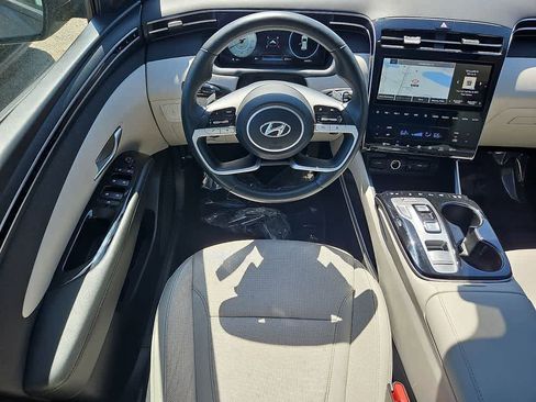 Used 2024 Hyundai Tucson Limited FWD image 11