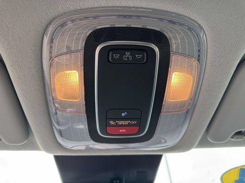 Used 2024 Hyundai Kona SEL AWD/4WD image 32