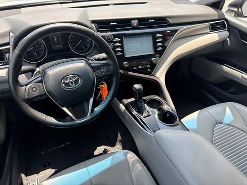 Used 2018 Toyota Camry SE FWD image 16