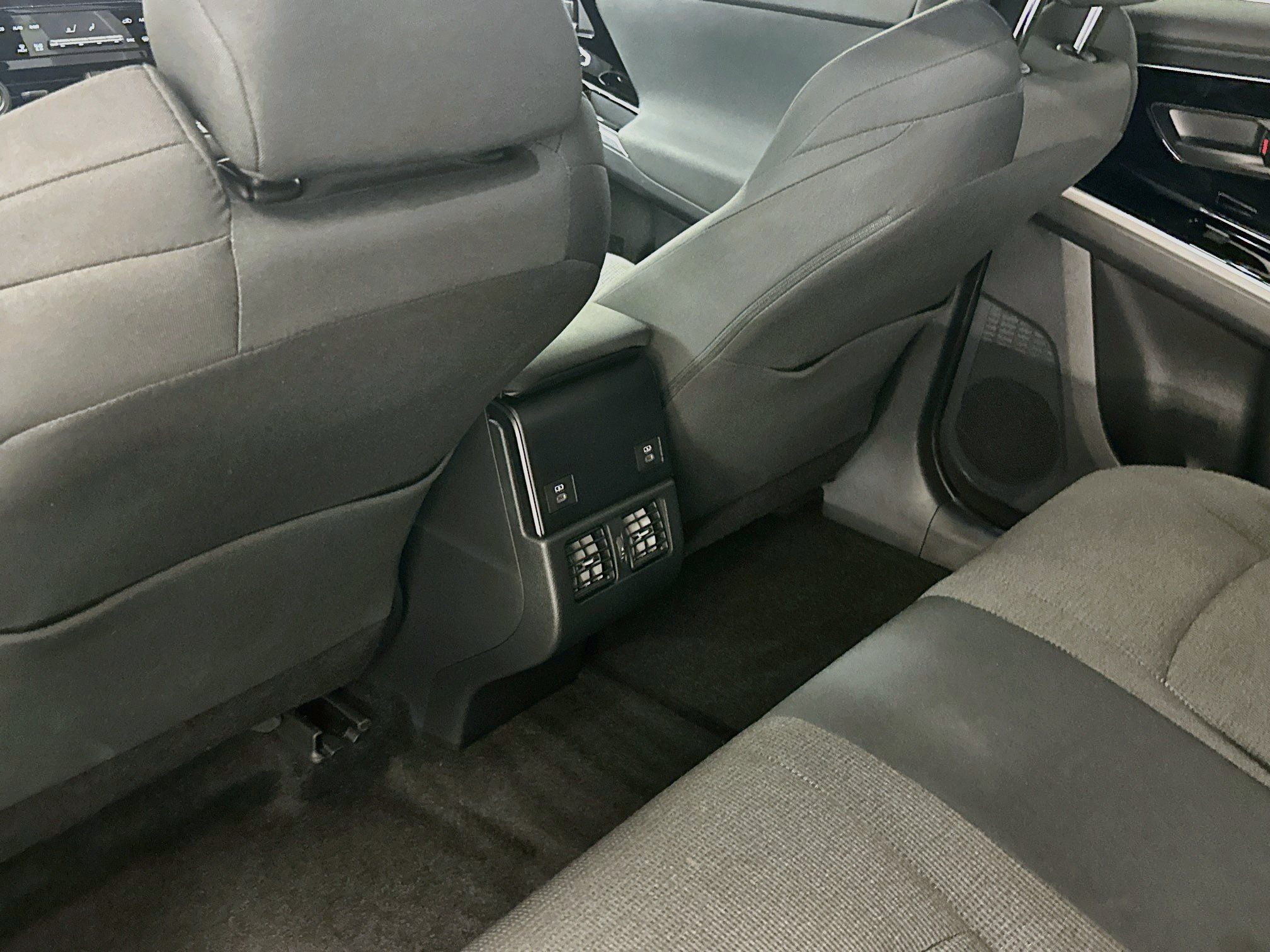 Used 2023 Subaru Solterra AWD image 28