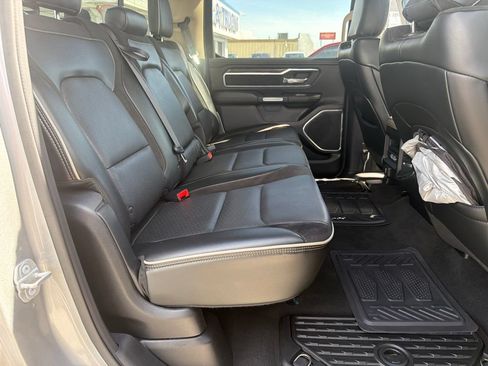 Used 2019 RAM 1500 Laramie RWD image 10