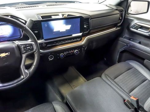 Certified 2023 Chevrolet Silverado 1500 LT AWD/4WD image 17