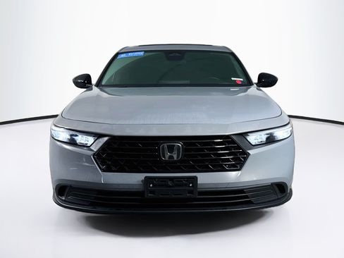 Used 2024 Honda Accord Sport image 3