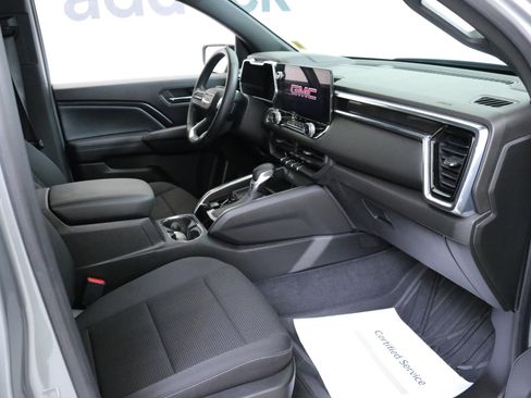 Used 2023 GMC Canyon Elevation image 29