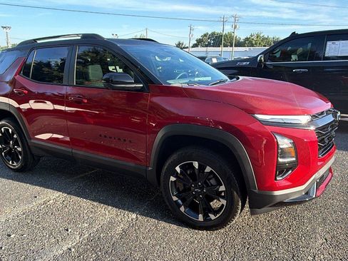 New 2027 Chevrolet Equinox RS w/ Safety and Technology Package FWD image 7