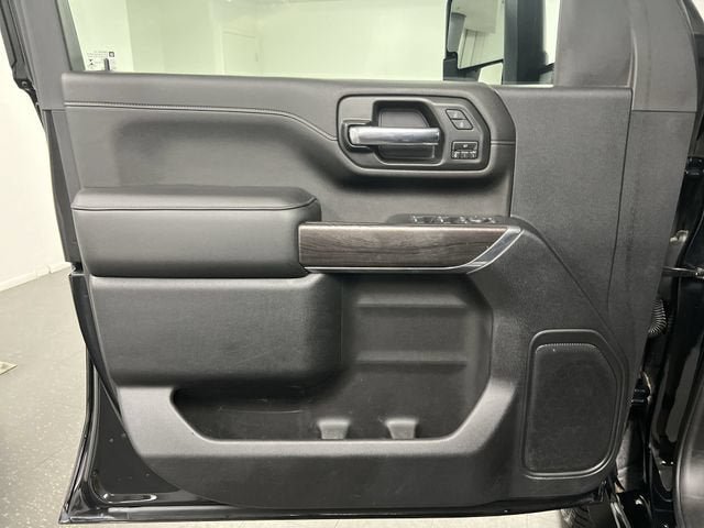 Certified 2021 Chevrolet Silverado 2500 LTZ w/ LTZ Plus Package AWD/4WD image 21