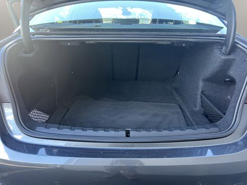 Used 2019 BMW 330i xDrive Sedan w/ Convenience Package image 6