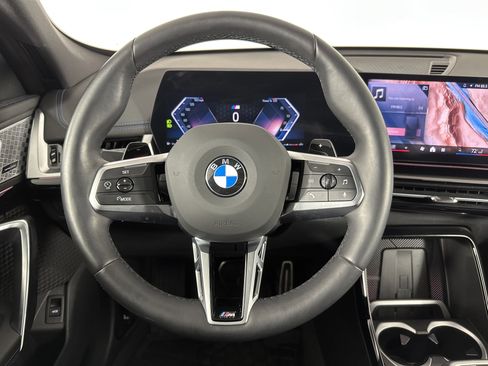 Certified 2025 BMW X1 xDrive28i w/ M Sport Package image 15