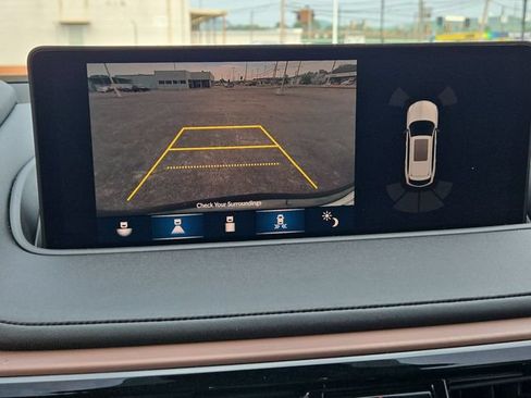 Certified 2024 Acura MDX FWD w/ Technology Package image 17