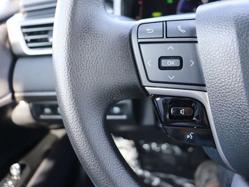 Used 2025 Toyota Camry LE image 22