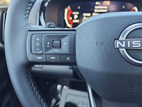 New 2026 Nissan Pathfinder Platinum w/ Accent Package FWD image 22