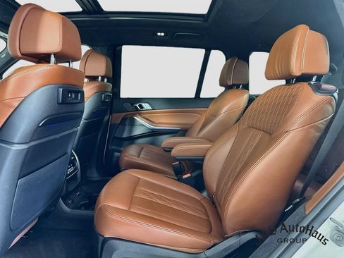 Used 2022 BMW X7 M50i w/ Executive Package AWD/4WD image 28