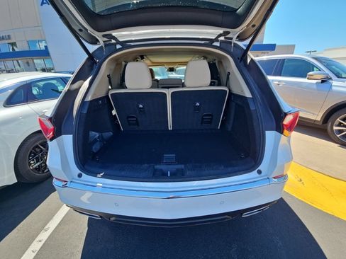 Used 2024 Acura MDX w/ Technology Package FWD image 6