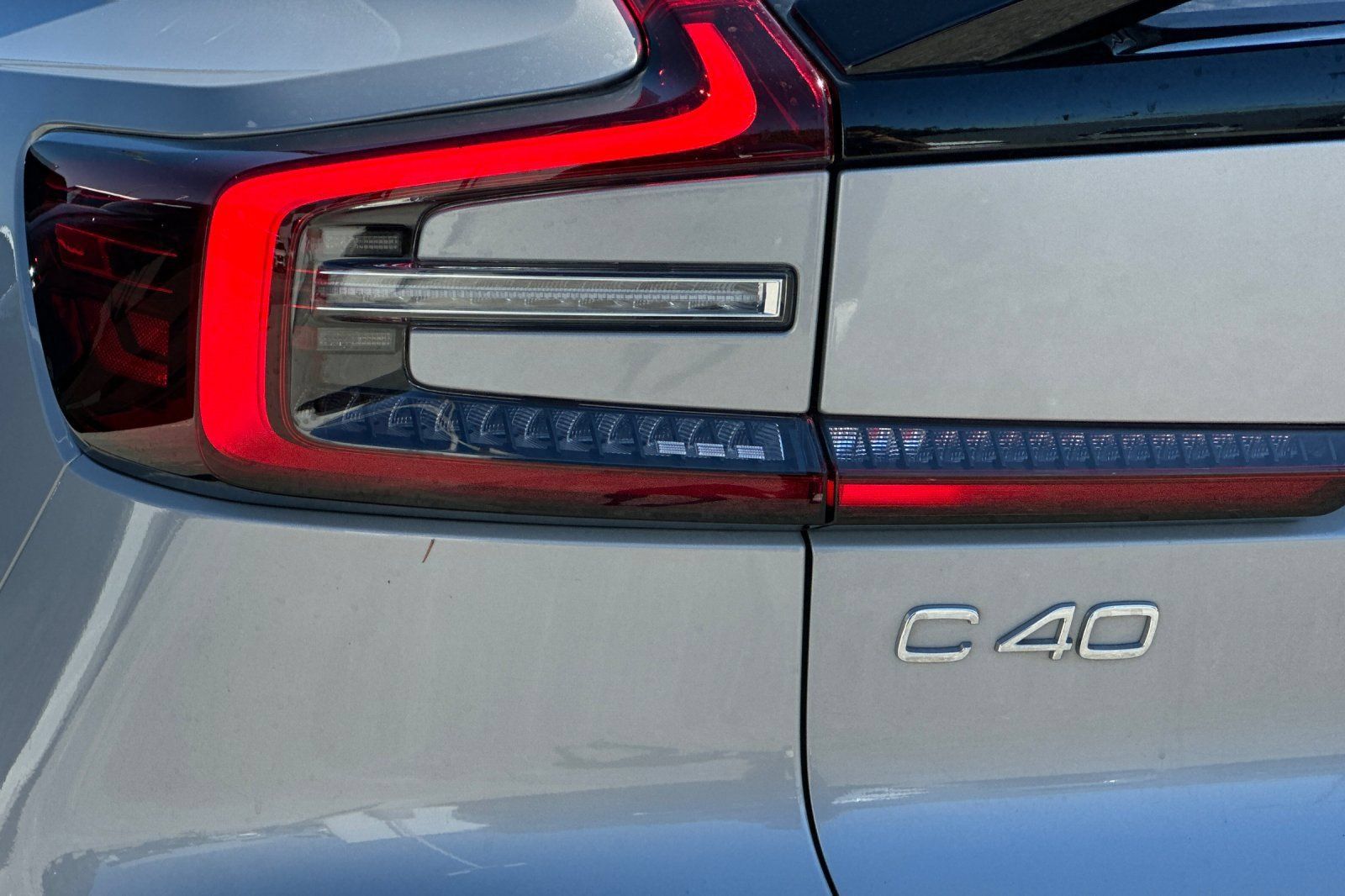 Used 2023 Volvo C40 P8 Recharge Plus AWD/4WD image 34