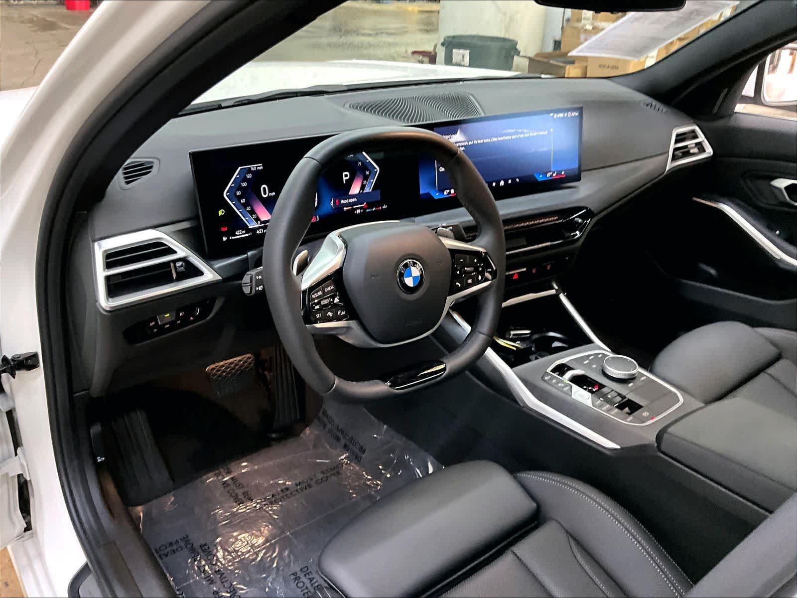Used 2025 BMW 330i Sedan w/ Convenience Package RWD image 18