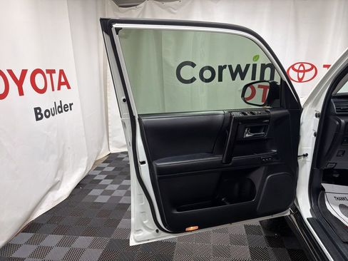 Used 2019 Toyota 4Runner Limited image 21