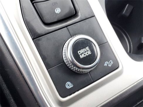 Used 2022 Ford Explorer XLT w/ Equipment Group 202A image 23