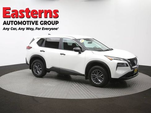 Used 2023 Nissan Rogue S AWD/4WD image 46