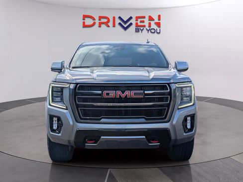 Used 2023 GMC Yukon AT4 w/ Technology Package AWD/4WD image 8