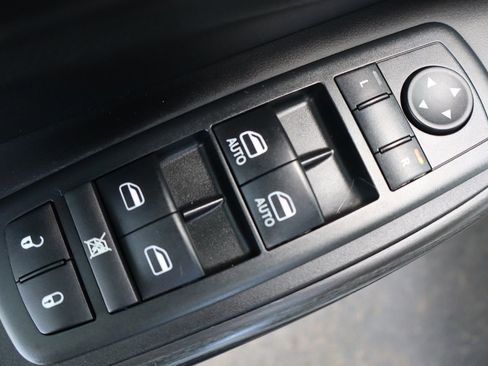 Used 2014 Jeep Cherokee Limited AWD/4WD image 27