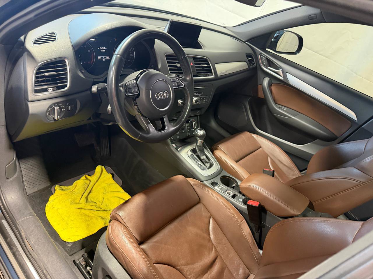 Used 2018 Audi Q3 2.0T Premium Plus w/ Premium Plus Package AWD/4WD image 24
