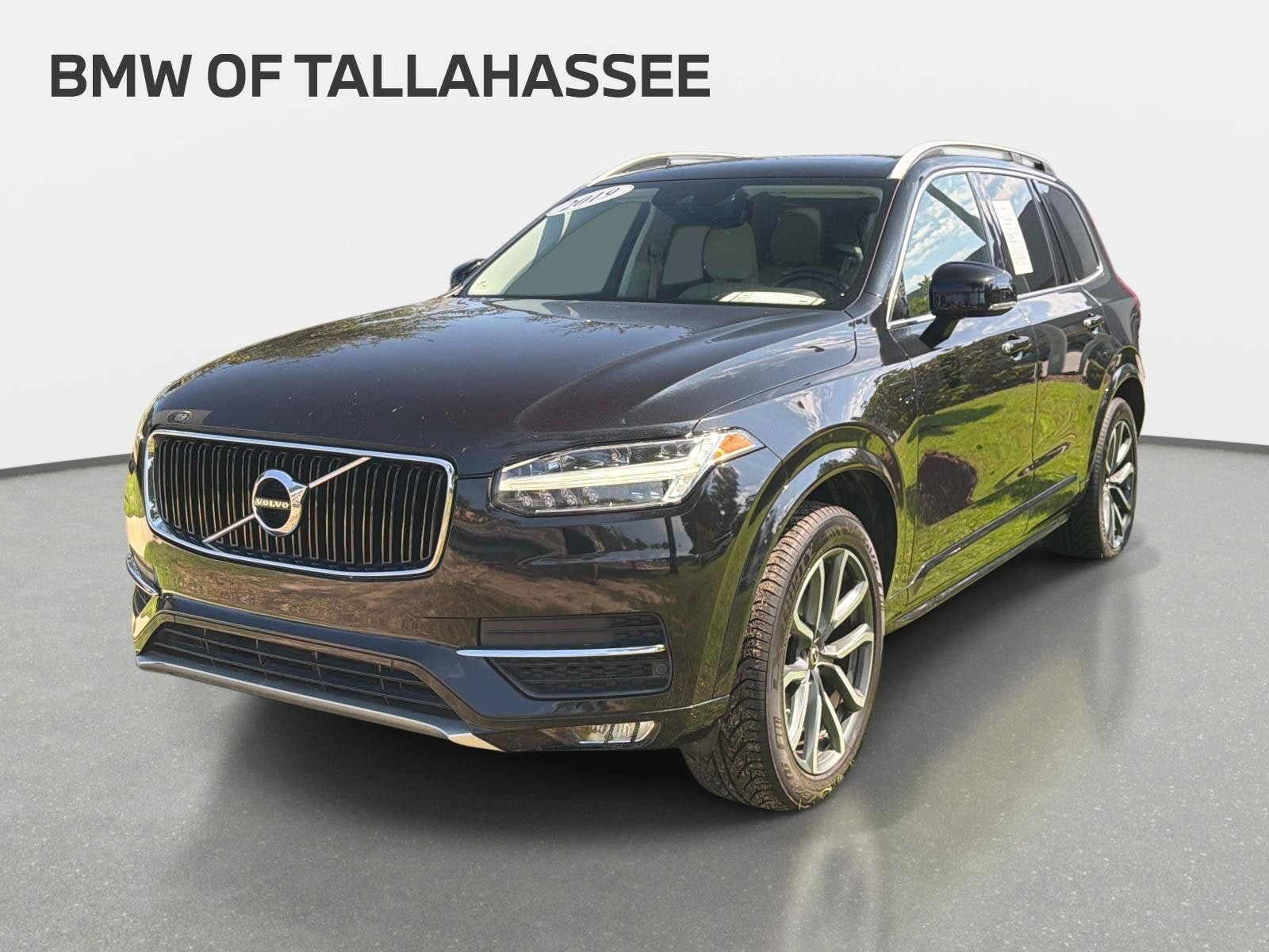 Used 2019 Volvo XC90 T5 Momentum w/ Protection Package Premier AWD/4WD image 1