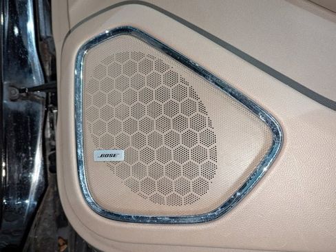 Used 2015 GMC Yukon XL SLT image 22