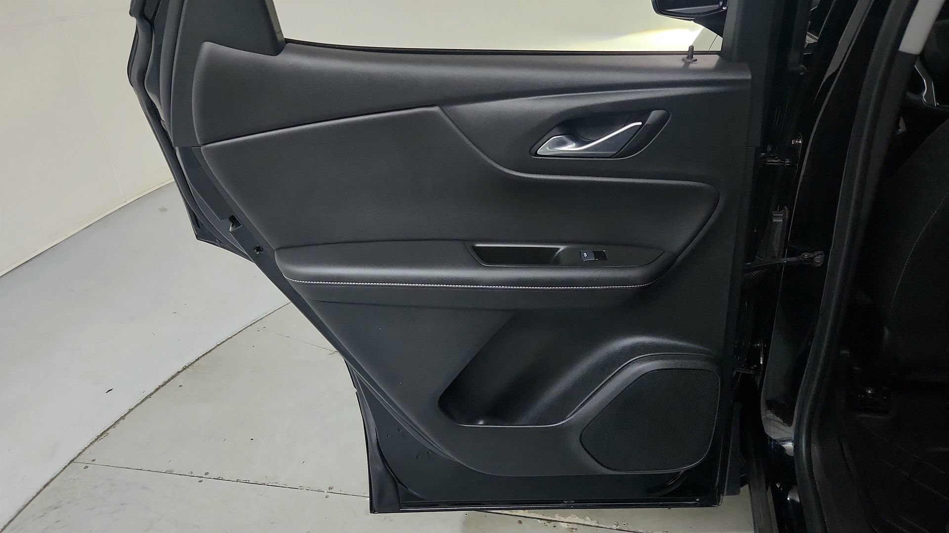 Certified 2024 Chevrolet Blazer LT w/ LPO, Floor Liner Package FWD image 22