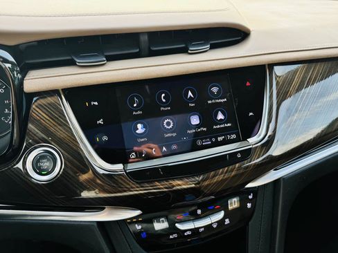Used 2025 Cadillac XT6 Premium Luxury w/ Platinum Package AWD/4WD image 25