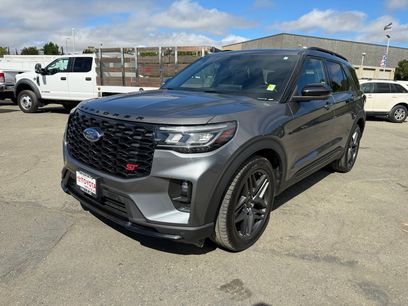 Used 2025 Ford Explorer ST