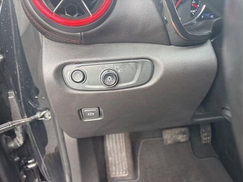 Used 2022 Chevrolet Blazer RS w/ Enhanced Convenience Package image 20