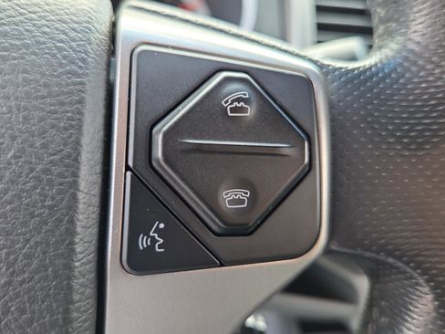 Used 2015 Toyota Tacoma PreRunner w/ SR5 Package RWD image 24