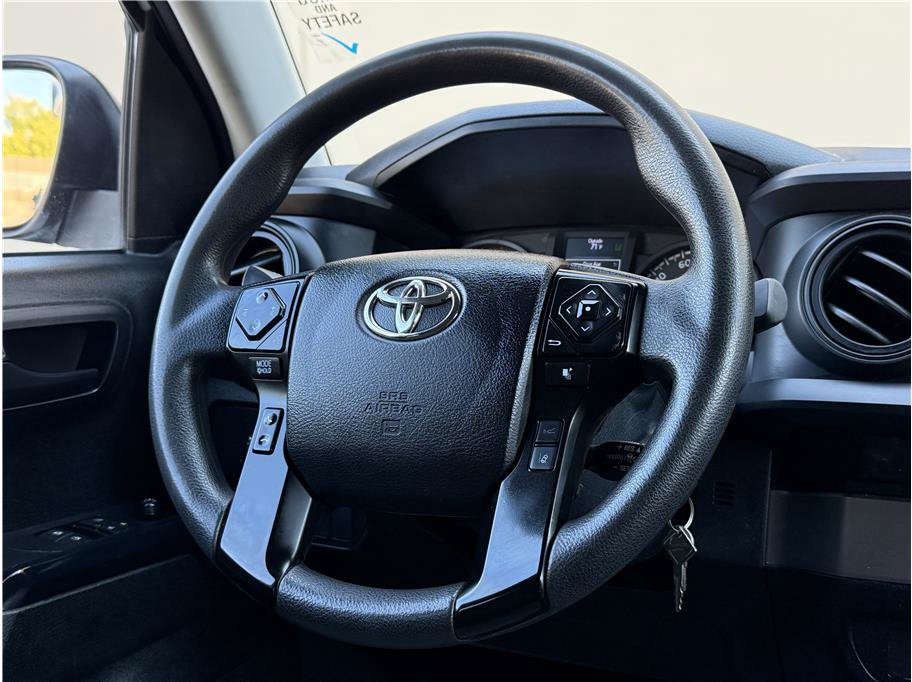 Used 2022 Toyota Tacoma SR RWD image 8